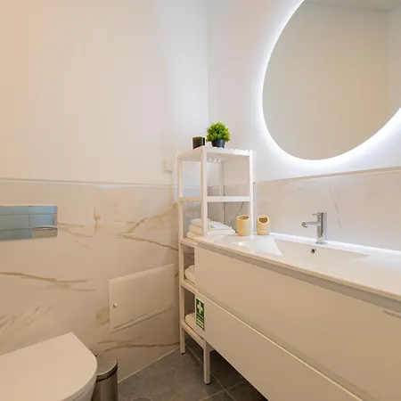 Vip Baia Apartament Machico (Madeira)